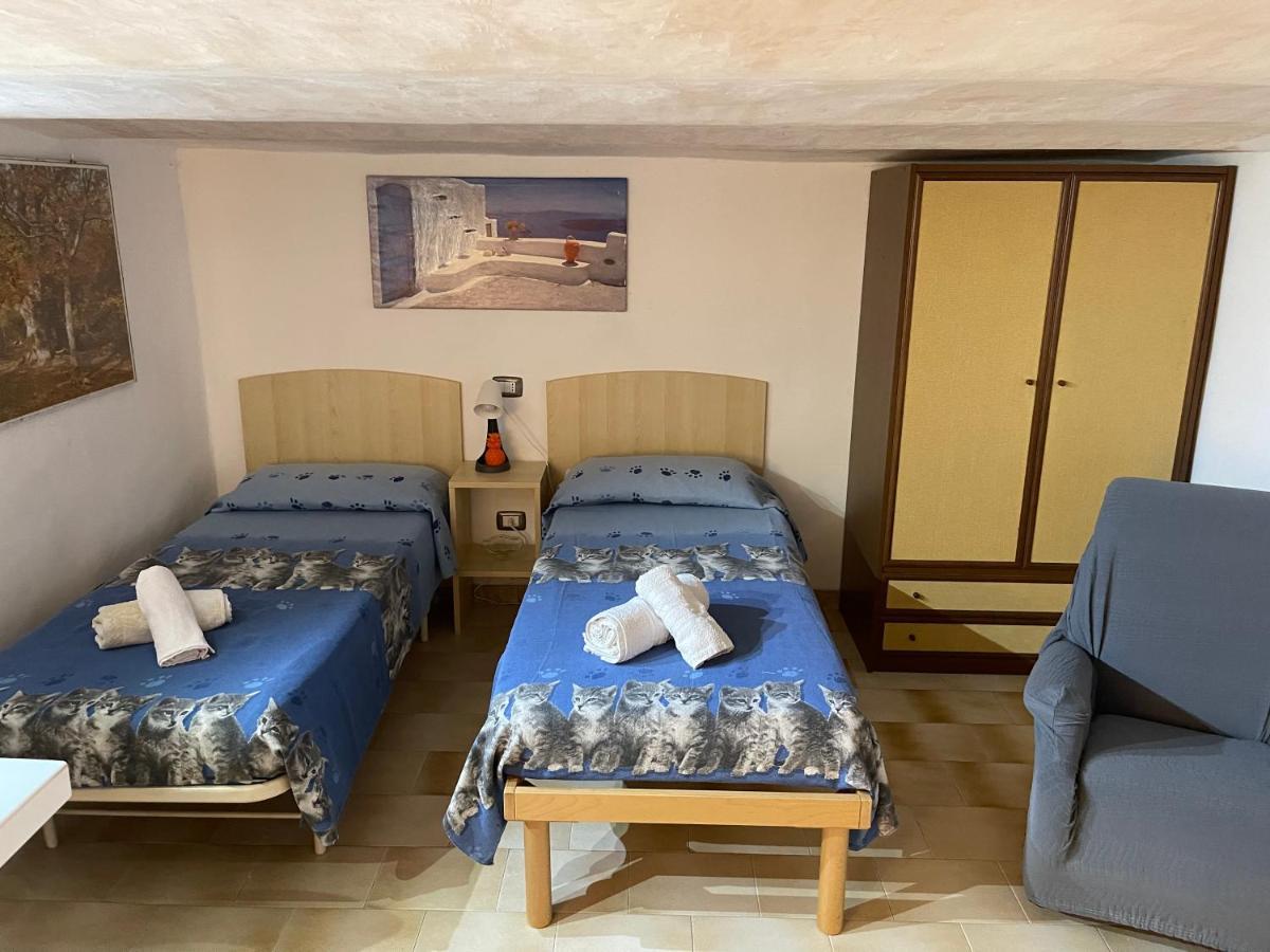 Colibri Apartment Бари Екстериор снимка