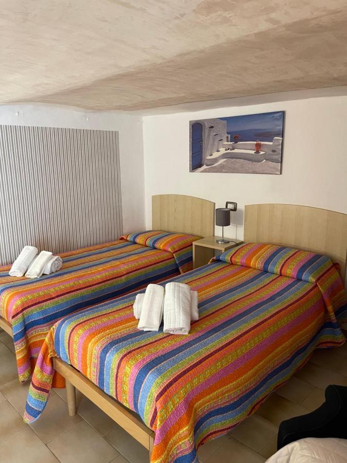 Colibri Apartment Бари Екстериор снимка