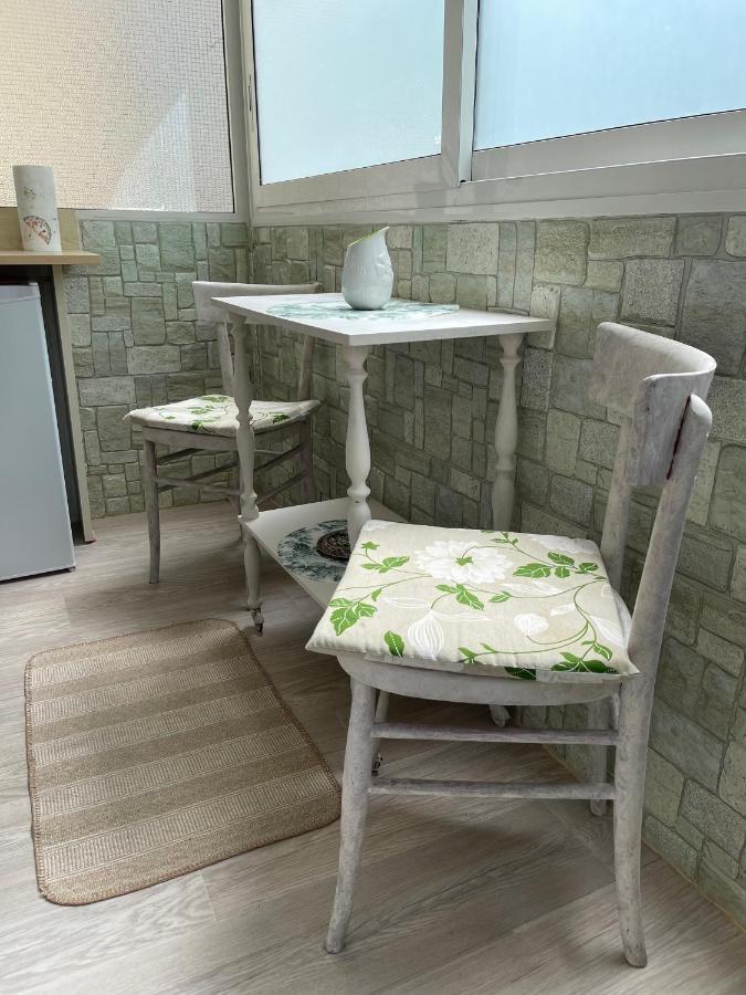 Colibri Apartment Бари Екстериор снимка